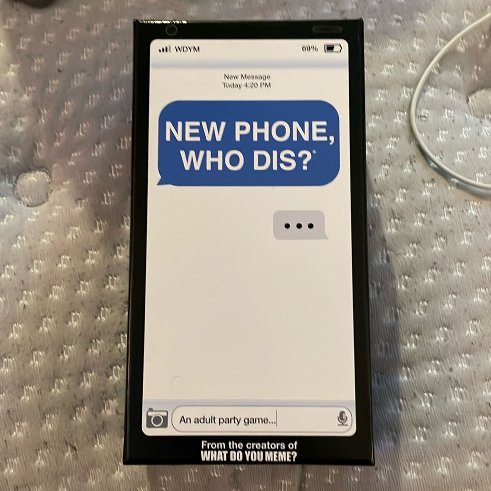 New phone, who dis? Adult card game